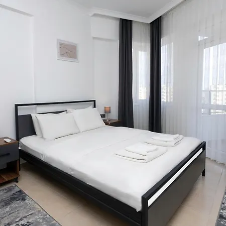 B Lackstone Homes *