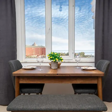 B Lackstone Homes Apartman Aksu (Antalya)